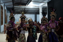 Penampilan Tari Kreasi oleh Anak-anak desa sumberejo|Dokumentasi pribadi