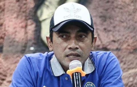 Preskon Seto Nurdiyantoro bersama klubnya di musim 2020, PSIM Yogyakarta. | Sumber gambar: Bolalob.com