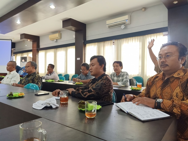 Pendamping RHL Saat Mengikuti Evaluasi kegiatan Penanaman RHL 2019 di BPDAS SOP Jogja | Dokpri