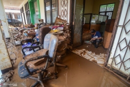 Arsip Rusak Pasca Bencana | antaranews.com