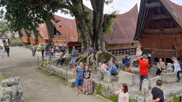 Area Batu Parsidangan tempat para Tetua Adat mengadakan rapat (Sumber: Dokpri)