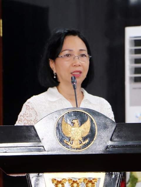 Rektor Unsrat Prof Dr Ir Ellen Joan Kumaat, MSc DEA (sumber: unsrat.ac.id)