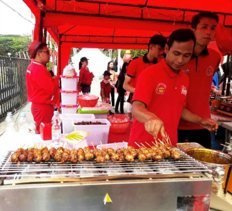 Bakso bakar gratis (Dokumentasi pribadi)