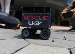 Penampakan prototype rescue UGV  