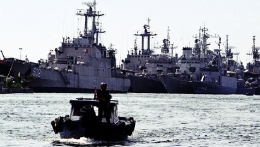 Kesiagaan TNI AL menghalau kapal-kapal asing yang merambah ke perairan Natuna (doc.Pinterest/ed.Wahyuni)