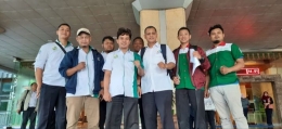 Encep Supriadi dan Dedi Hartono(tengah) pejuang buruh untuk upah sektoral DKI Jakarta (dok: Dedi Hartono)