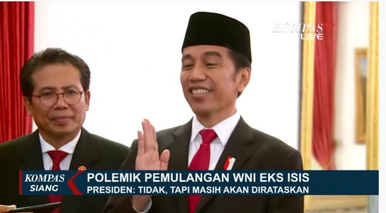 Presiden Jokowi memberi keterangan kepada media tentang rencana pemulangan WNI eks ISIS (Kompas TV via Youtube.com)
