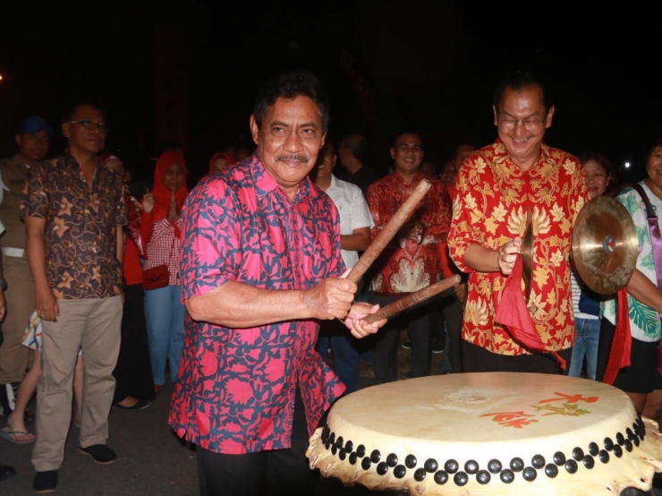 Bupati Belitung, Sahani Saleh membuka Festival Cap Go Meh 2020 (dokumen pribadi)