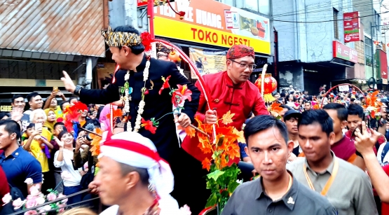 Menparekraf, Gubernur Jabar & Walikota Bogor menyapa warga (Dokpri)