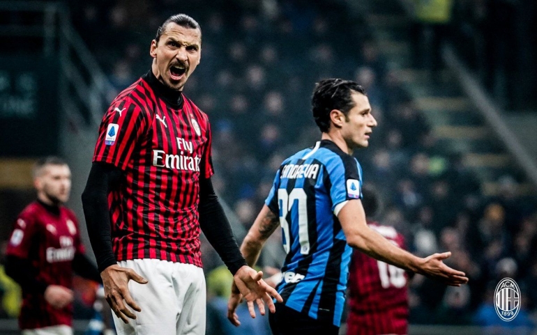 Zlatan Ibrahimovic memang mampu membawa AC Milan cukup menakutkan bagi Inter Milan. Sumber gambar: Twitter.com/ACMilan