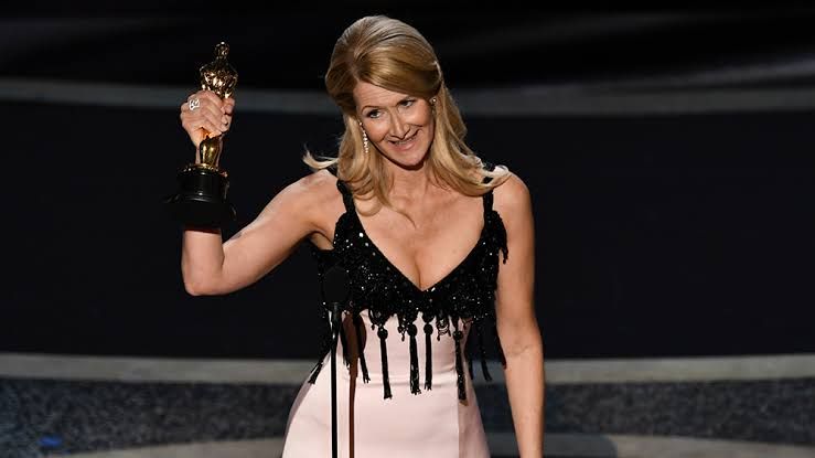 Laura Dern | sumber: Variety.com