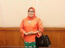  Rosna Sehwaky (Anggota Bawaslu Kabupaten Seram Bagian Timur/Kordiv SDM dan Organisasi). Dok. malukubicara