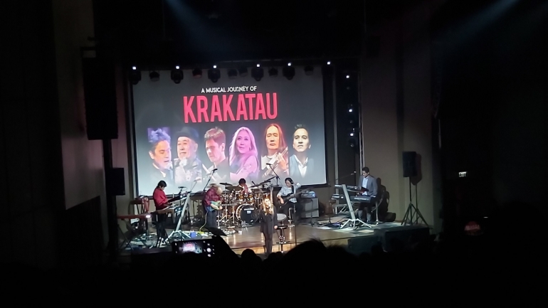 A Magical Journey of Kakatau, Titan Center Bintaro 2020 @wawaraji