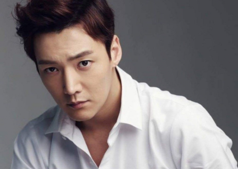Actor Choi Jin-hyuk | koreanarea.com