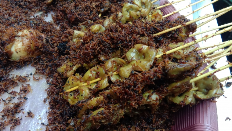 Ayam goreng serundeng | dokpri