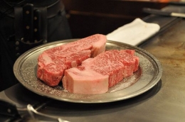 Daging sapi wagyu Kobe, daging sapi termahal di dunia ..... | www.howmuchis.org