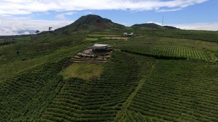 Panorama di wilayah malino (sumber: makassar.tribunnews.com)