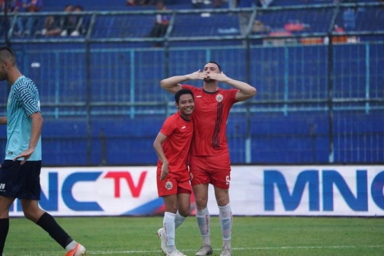 Selebrasi Marko Simic yang memang masih tajam di pentas sepak bola Indonesia. Sumber gambar: Okezone.com