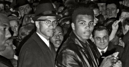 Malcolm X dan Muhammad Ali (Foto: Jack Kanthal/Associated Press)