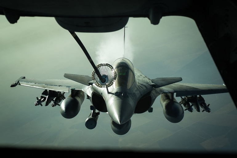 Jet tempur Rafale memiliki kemampuan misi segala peran (Omnirole). Sumber gambar: Tyler Woodward/US Air Force Photo