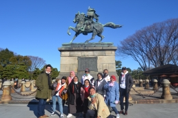 Delegasi Indonesis di Sekitar Edo Castle | Dok. pribadi