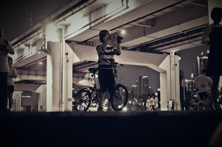 Di bawah jembatan Banpo (dok pri)