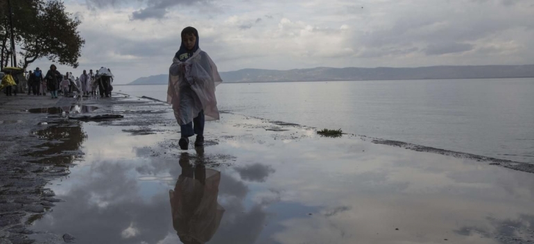 Pengungsi dari Turki menuju Eropa. Gambar: AFP