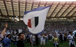 Suasana Stadion Olimpico Roma Saat Skuad Lazio meraih Scudetto musim 1999/2000 | Dokumen milik Official Tim Lazio.com