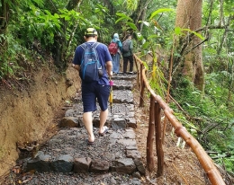 Akhir Pekan Di Sukabumi : Situ Gunung Suspension Bridge