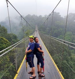 Akhir Pekan Di Sukabumi : Situ Gunung Suspension Bridge