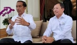 Presiden Jokowi dan Menkes Terawan saat pengumuman kasus resmi COVID-19 di Indonesia/Sumber: kompas.tv