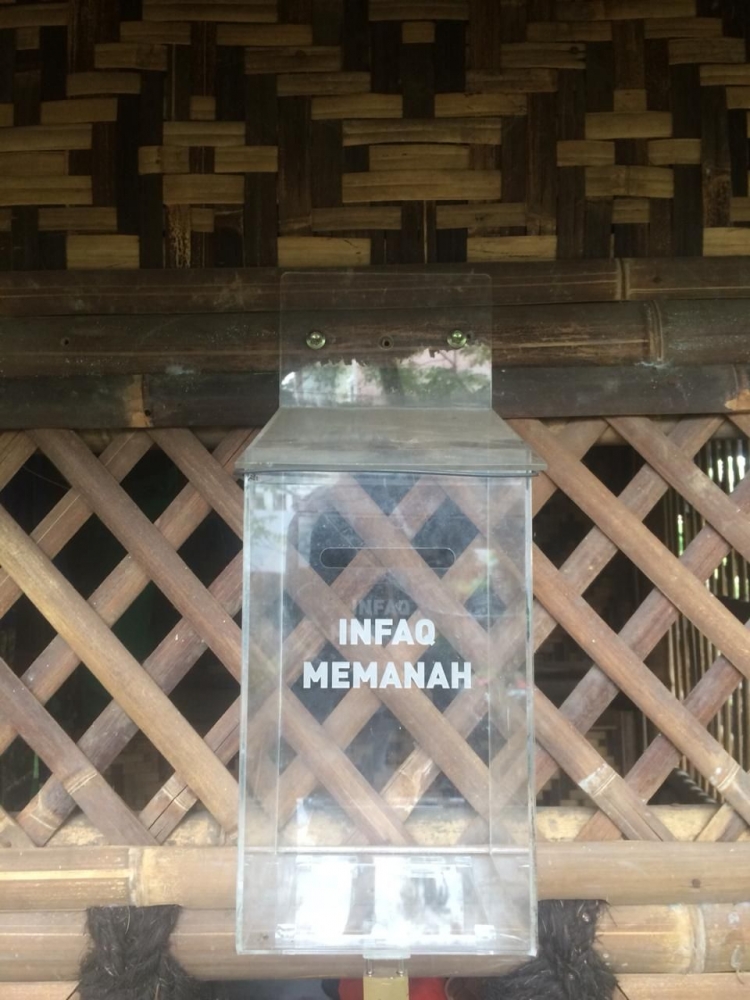 Tempat berinfaq untuk para pengunjung yang belajar memanah