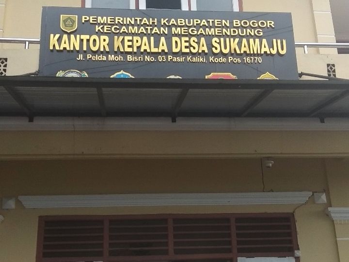 Kantor Desa Sukamaju,  Kecamatan Megamendung, Kabupaten Bogor