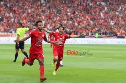 Osvaldo Haay, merayakan gol yang dicetaknya dalam laga Persija vs Borneo FC di pekan pertama Shopee Liga 1 2020, Minggu (1/3/2020) di Stadion Utama Gelora Bung Karno, Jakarta.| Sumber: Bolasport.com/Muhammad Alif Azis
