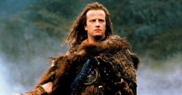 Highlander (Connor Macleod) yang diperankan Christopher Lambert. sumber: duniasinema.com