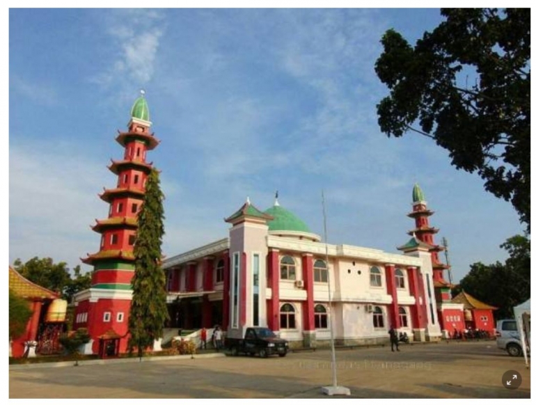 Deskripsi : Masjid Cheng Hoo Palembang I Sumber Foto : today.line.me