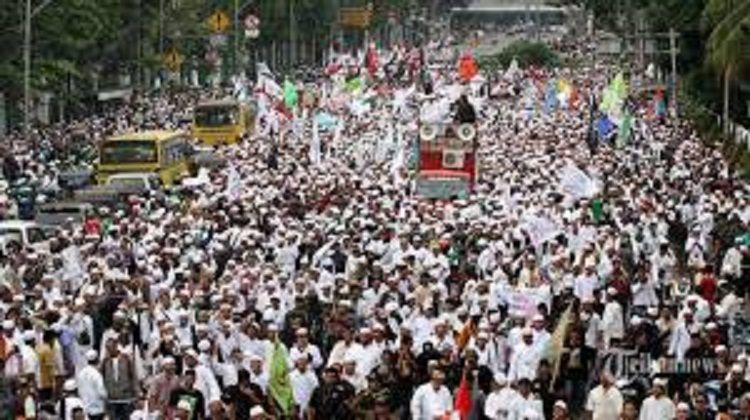 Unjuk rasa menentang Ahok (Tribunnews.com)