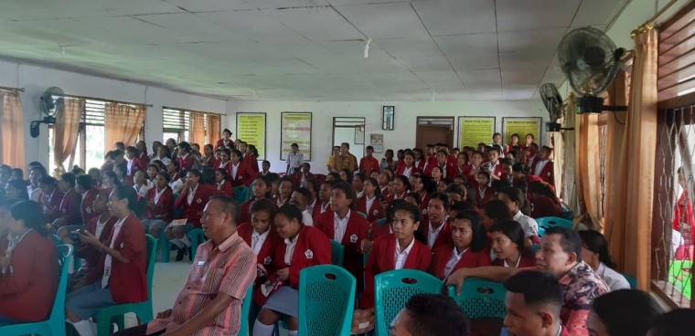 Guru dan Siswa SMAN 1 Besikama Malaka Barat NTT yang Hadir - Dokumentasi Panitia
