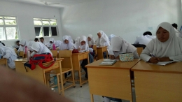 Hari terakhir siswa SMAN 1 Banda Aceh melakukan aktivitas belajar sebelum pemerintah mengumumkan lockdown selama dua pekan sejak Senin, 16/03/2020. (dokpri)