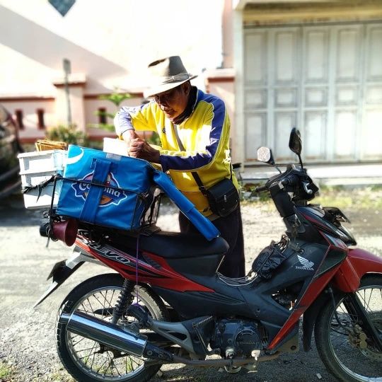 Pedagang es krim keliling . dokpri