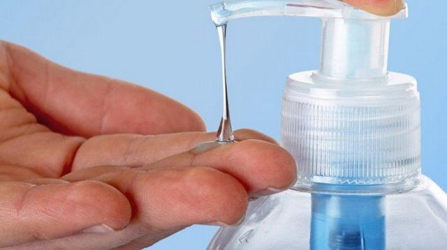 Hand Sanitizer (sumber gambar: thehealthsite.com).