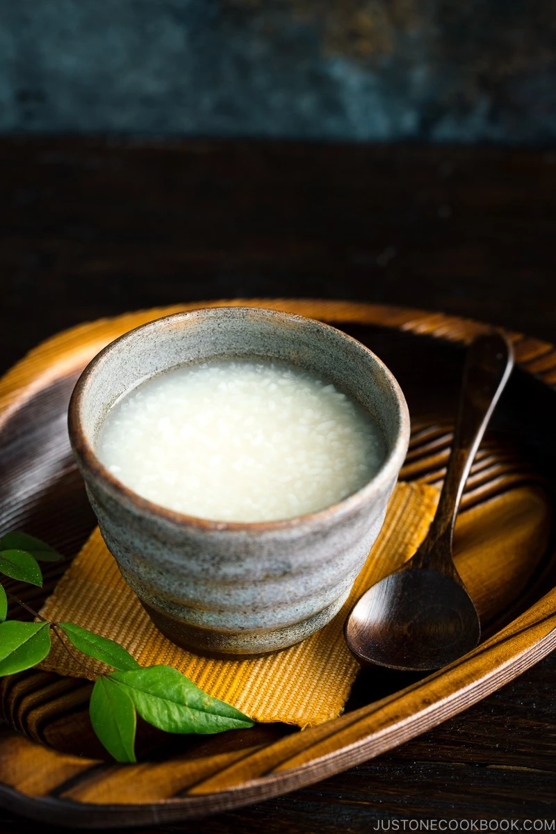 Amazake super drink ala jepang. Photo: Justonecookbook
