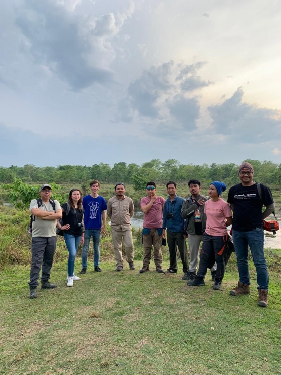 Tim Nepalisme Menjelajah Hutan di Taman Nasional Chitwan Nepal | Dokpri