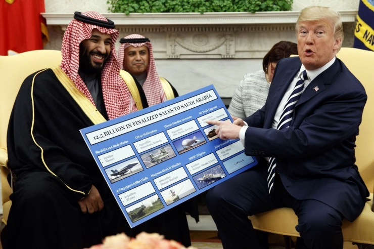 Mohammed bin Salman (kiri) menempuh kebijakan berbeda dari raja-raja Saudi Arabia sebelumnya (doc.Philadelphia Inquirer)
