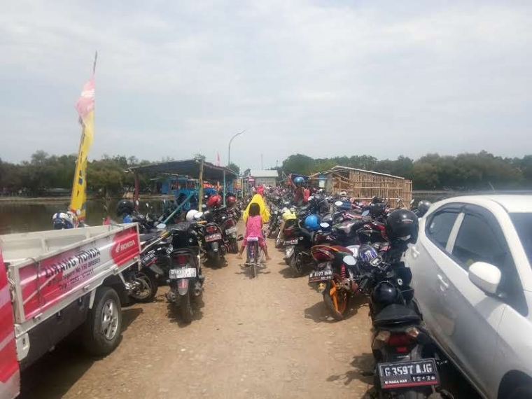 Dok. Pribadi : Parkir