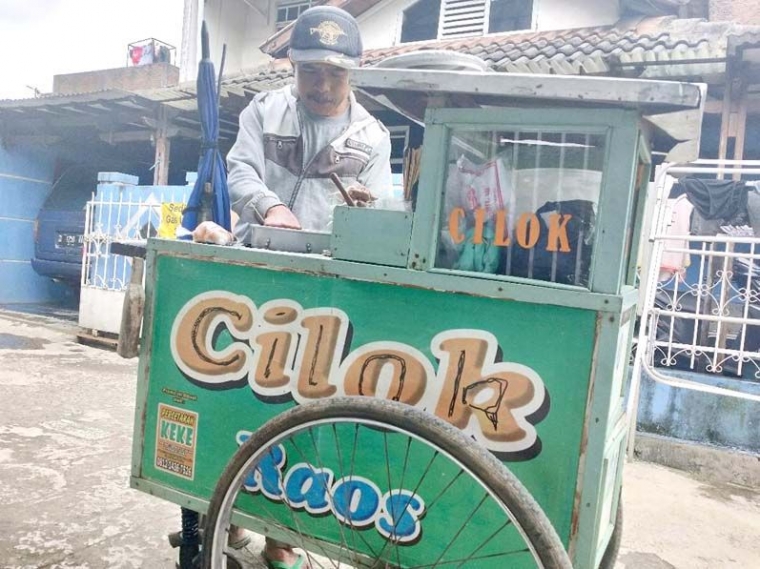 Cilok Yg Terlaris Enak Dirumah Sekolah - Viral Ida Ayu ...