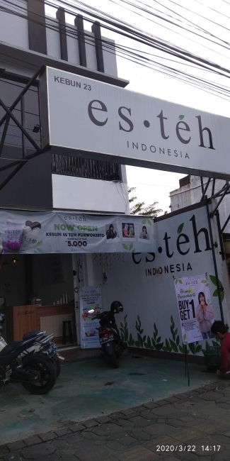 Ngademin Cuaca Panas Dengan Esteh Mewakan Harimu Kompasiana Com