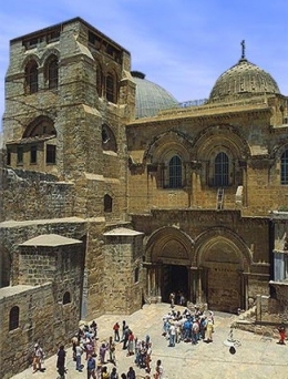 Gereja Makam Suci atau Church of Holy Sepulchre di Yerusalem. (Foto: atlastours.net)