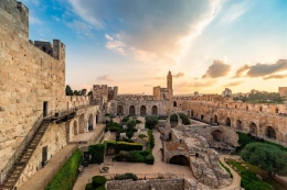The Citadel atau Tower of David. (Foto: chabad.org/Doron Kombluth/Seth Aronstam)