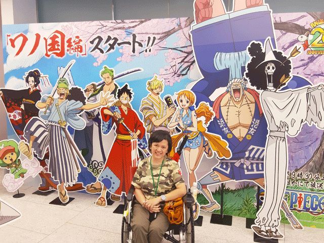 Dokumentasi pribadi | Aku dengan latar belkang serial manga One Piece, di Toei Animation Museum